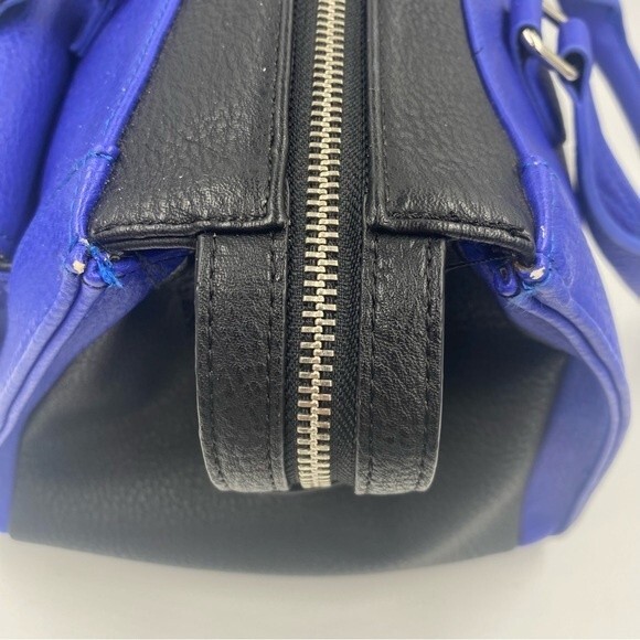 Steve Madden Shoulder Bag with Strap - Picture 9 of 13